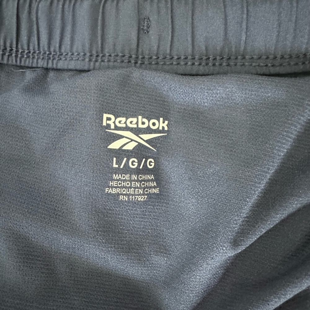 Reebok Relax Short Women’s Sport Size L NWT - Picture 5 of 8